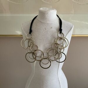 FABulous NWOT Silver Link Bib Necklace